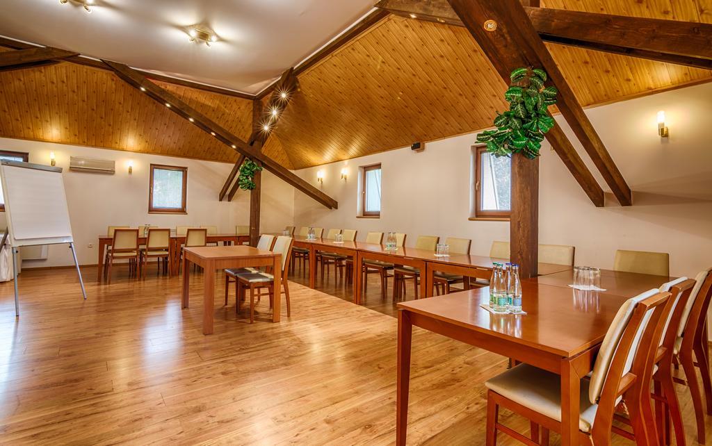 Penzion Almada Zvolen Bagian luar foto